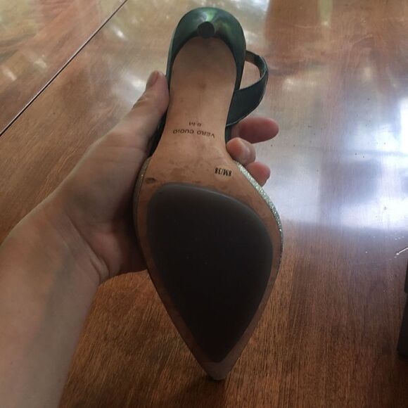 🎉HP🎉BCBGMaxAzria Black w/silver glitter heels 8M - Picture 7 of 10